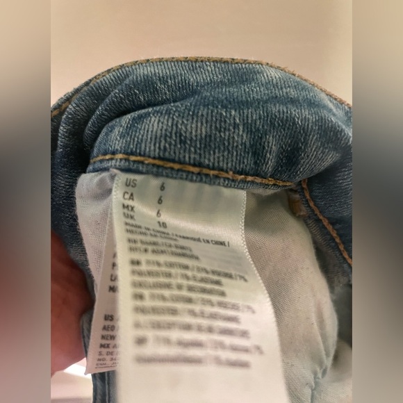 American Eagle Distressed Jean Skirt - Picture 5 of 6